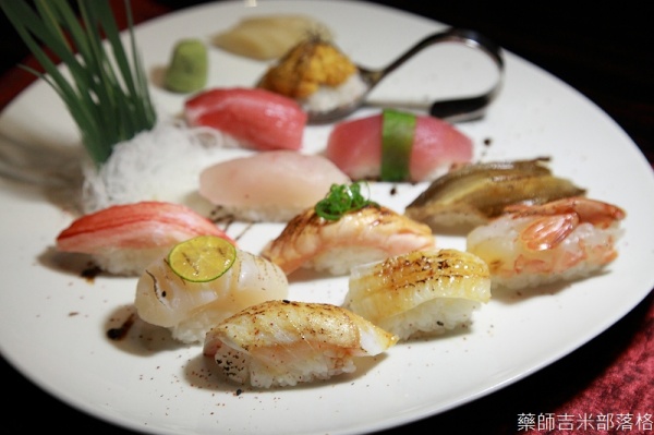 [高雄]柳町日本料理YANAGI，生魚片、握壽司好好吃@義大皇冠假日飯店