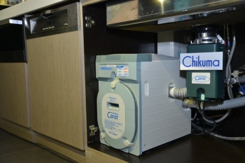 Chikuma廚餘魔法師其獨家專利科技使其能成 為全球唯一能與流理台一體 化的廚下型廚餘機