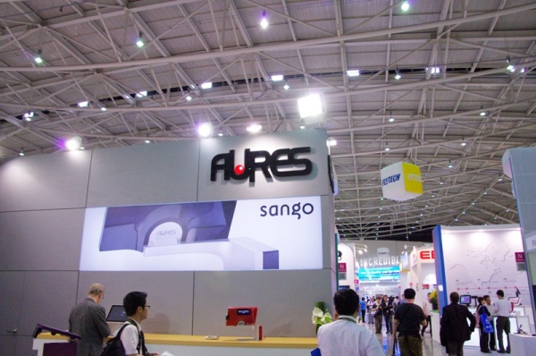 【2013 Computex】Aures 推出 Sango POS 數位化收銀機，用簡潔俐落的造型讓你的商店走在時尚尖端！