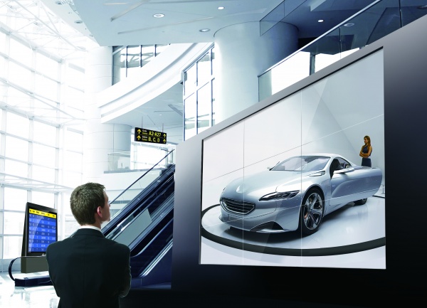 LG 商用顯示器與旅館電視全面使用 IPS 面板，提供高畫質視覺享受、高效率智慧管理