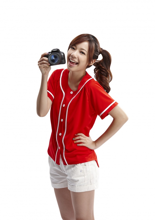 Canon 活力棒球美少女「天天」將出席 2013 台北電腦應用展；創意風格相機 PowerShot N 正式開賣！