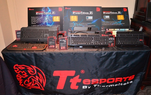 Tt eSPORTS「POSEIDON Z全彩背光機械式電競鍵盤」、「競之刃BALMUS 全背光機械式電競鍵盤」與「POSEIDON X電競鍵盤」