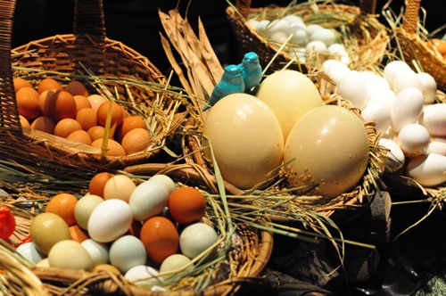 Happy Easter 復活節美食活動，推出兔子、彩蛋造型甜點與各式「蛋」料理！