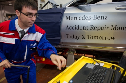 2014賓士品牌保障客戶用車安全並讓每一輛Mercedes-Benz於維修後仍可保有出廠時的安全優異性能