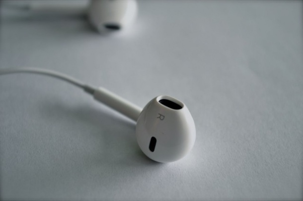 啥米，Apple 耳機 EarPods可以測心跳是假消息！