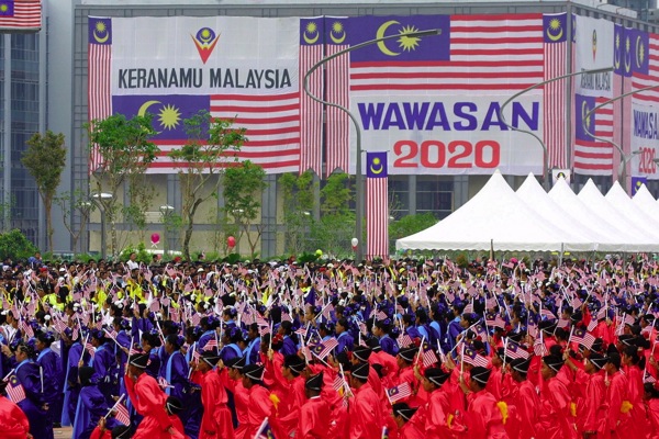2014每逢國慶，馬來西亞全國各地都會舉行盛大的遊行表演 copy