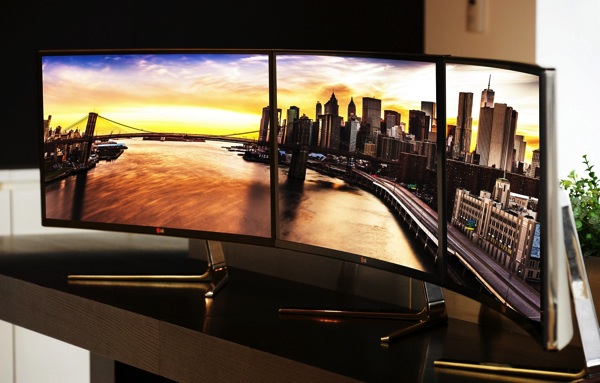 LG 推出 4K OLED TV 與曲面 UHD TV，電子影音技術大躍進