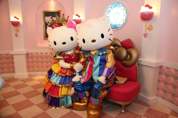 馬來西亞 Hello Kitty 樂園 40 周年狂歡三天，與凱蒂貓互動零距離