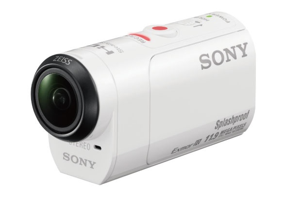 1-Sony-Action-Cam【HDR-AZ1VR】重量僅約63公克，具備專業級的防手震與超大廣角攝錄規格，fun玩動感全紀錄
