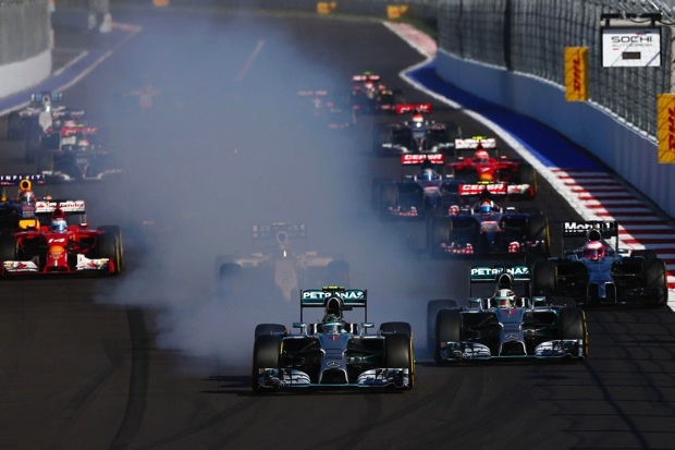 F1 俄羅斯正賽落幕，賓士車隊 Hamilton 奪冠！
