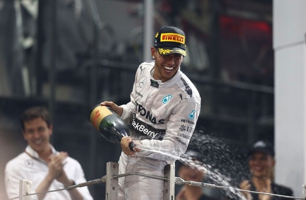銀箭榮耀 Hamilton 奪下 2014 F1 世界冠軍