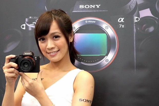 Sony α7 II 內建五軸影像穩定技術，12/6 在台上市！