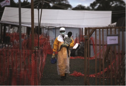 Ebola Crisis Overwhelms Liberian Capital-2