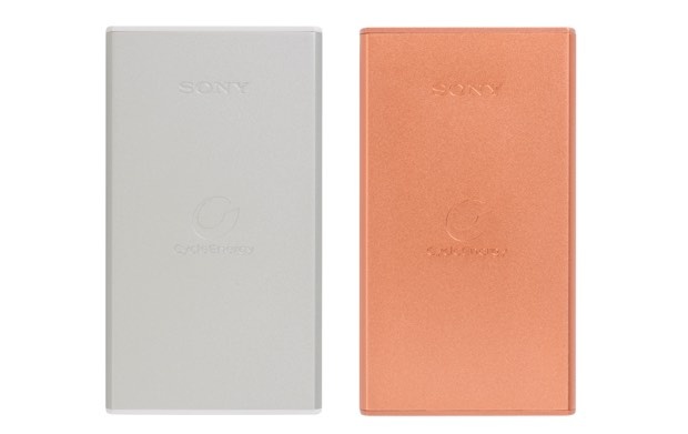 Sony CP-S5_ 具質感的簡約外型，將同步推出古銅金與銀兩款顏色 copy