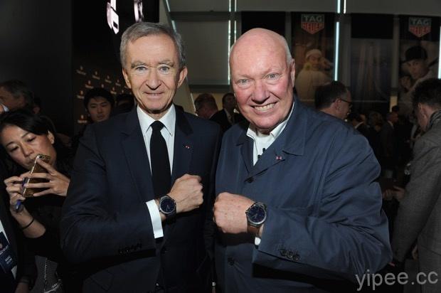 3.LVMH集團CEO Bernard Arnault(左)及腕錶部門總裁兼TAG Heuer執行長Jean-Claude Biver於紐約展示《TAG Heuer Connected》智能腕錶 copy
