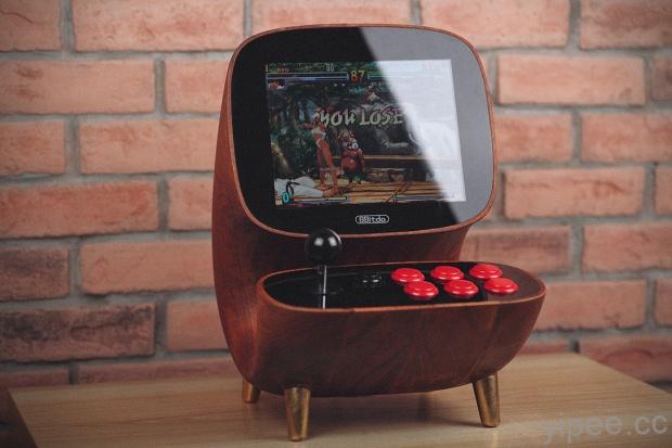 外型超炫的全木製復古 8Bitdo 桌上型遊戲機台！