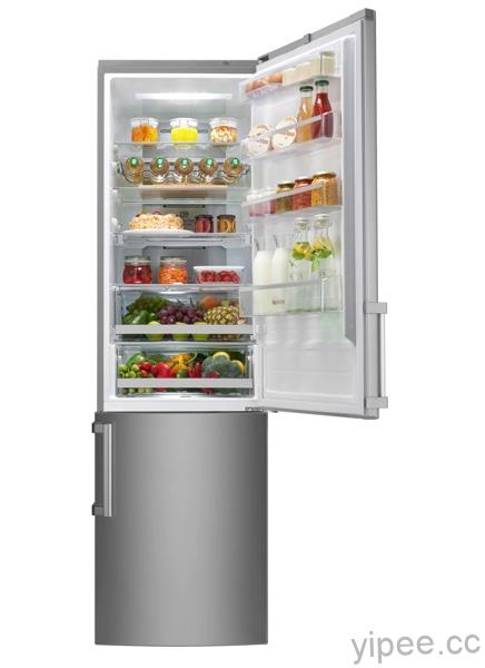 LG Centum System最新電冰箱將冷藏庫置於下方，強調驚人的節能效果，比能源效益等級A+++更低30%的電力。 copy