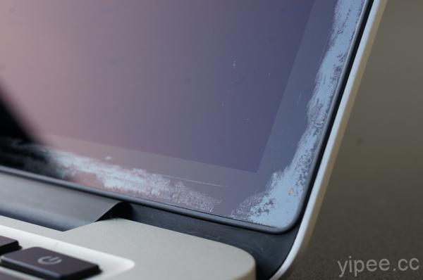針對 MacBook 螢幕防反光塗層掉漆，Apple 擴大免費維修計畫範圍