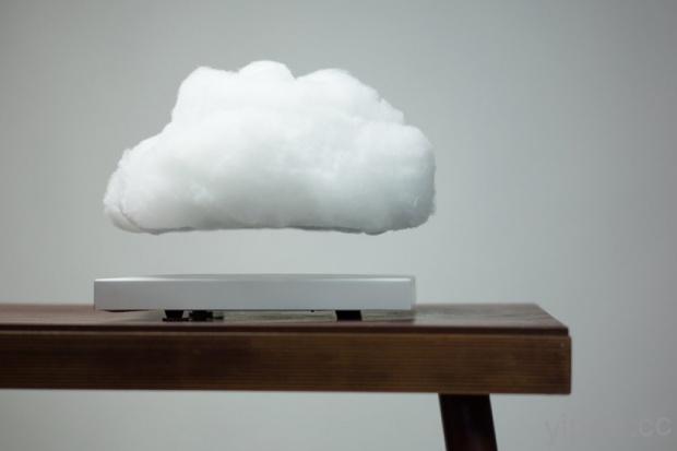 究極夢幻「Floating Cloud」浮雲燈，潔白雲朵飄在家裡為你點燈