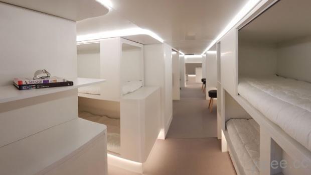 未來飛機也有床位了！空中巴士計畫將貨艙改裝成臥鋪