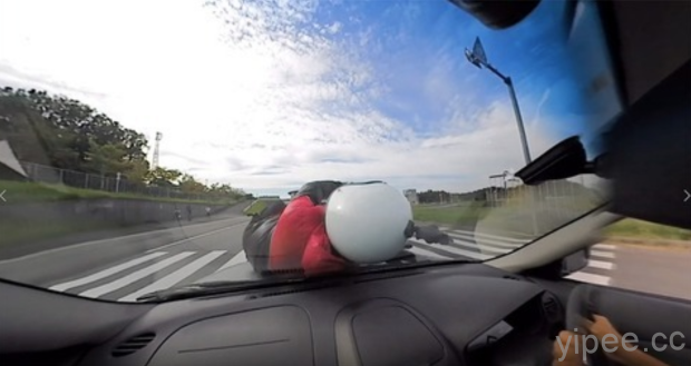 日本警察局推出「 VR 」交通安全影片，360度全視角看特技演員演繹車禍發生