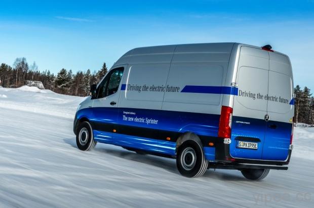 Benz 賓士 e-Sprinter 純電動商用車完成冬季極地耐力測試，計畫 2019年底前上市