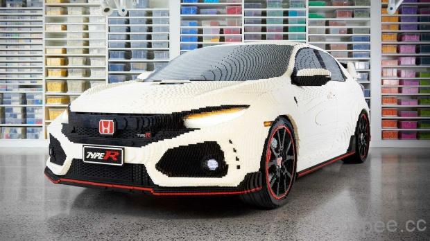 等比例 LEGO 樂高 Honda Civic Type R，32萬塊積木組裝而成