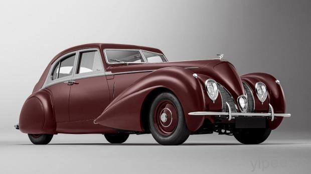 Bentley 賓利重新打造已遺失 80 年的 1939 Corniche 車款