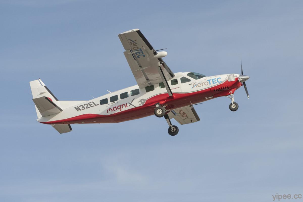 全球「最大」電動飛機 eCaravan 飛上天，30 分鐘飛行燃料費只要 6 美元