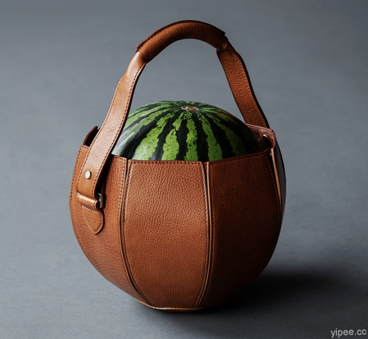 上市場買西瓜也要時尚！日本職人手工製作「專門裝西瓜」的西瓜袋