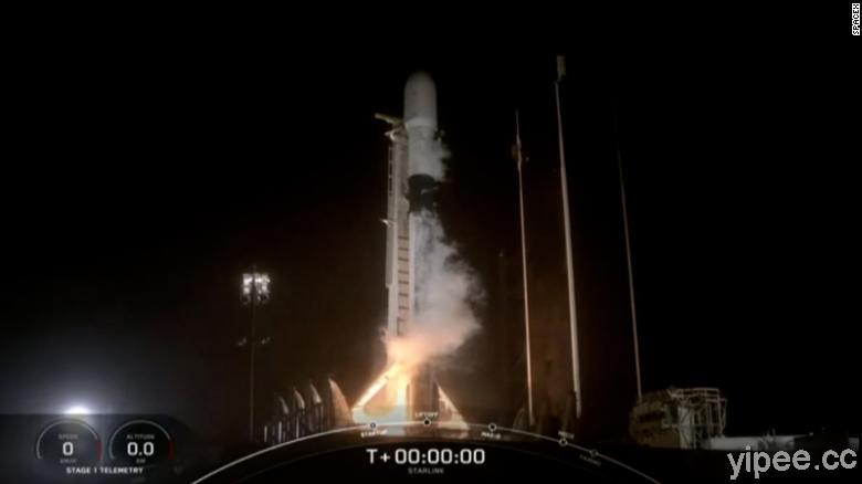 SpaceX 獵鷹 9 號火箭成功將 60 顆星鏈衛星送上太空，創下 9 次成功飛行紀錄