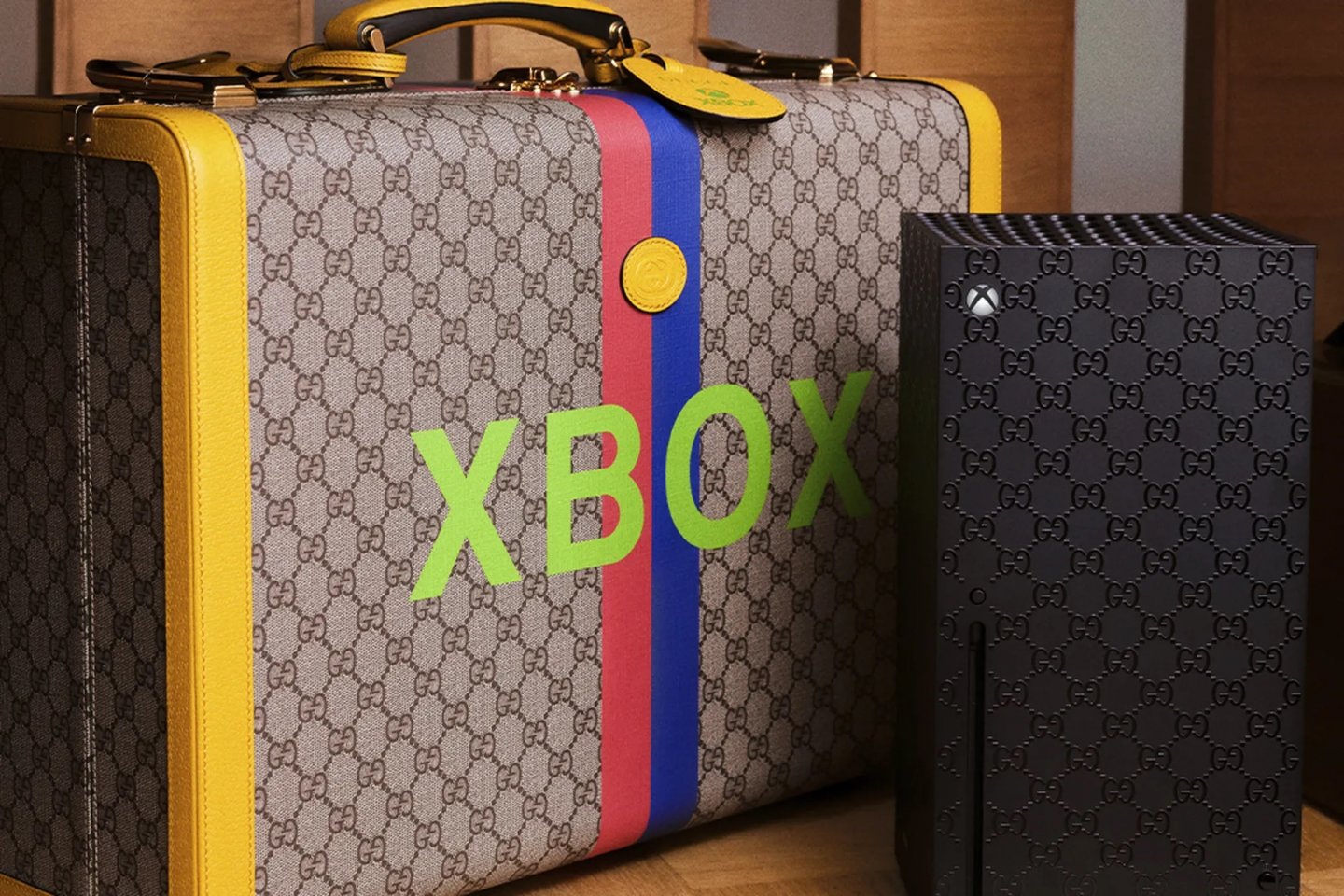 想買這台 Gucci Xbox Series X 嗎？請先準備好 10,000 美元