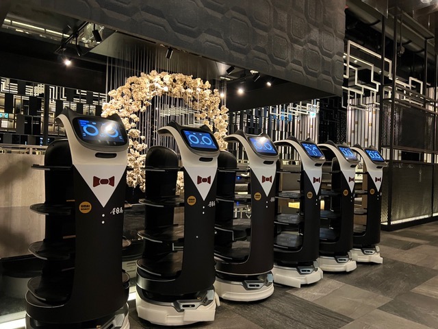 AI 機器人服務生，在台登埸讓餐廳數位互動起來