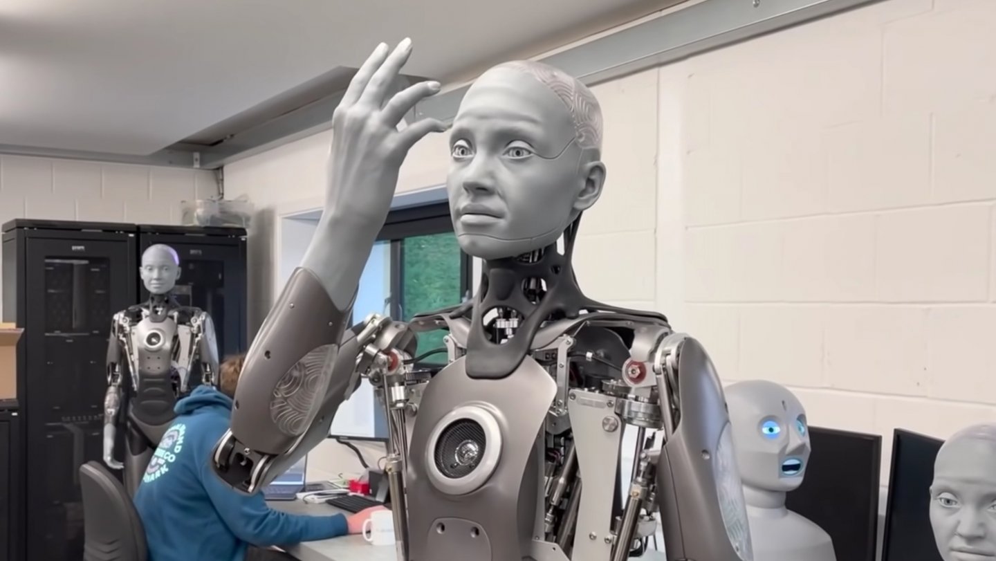 【影片】機器人活起來了！表情宛如真人，會眨眼、微笑