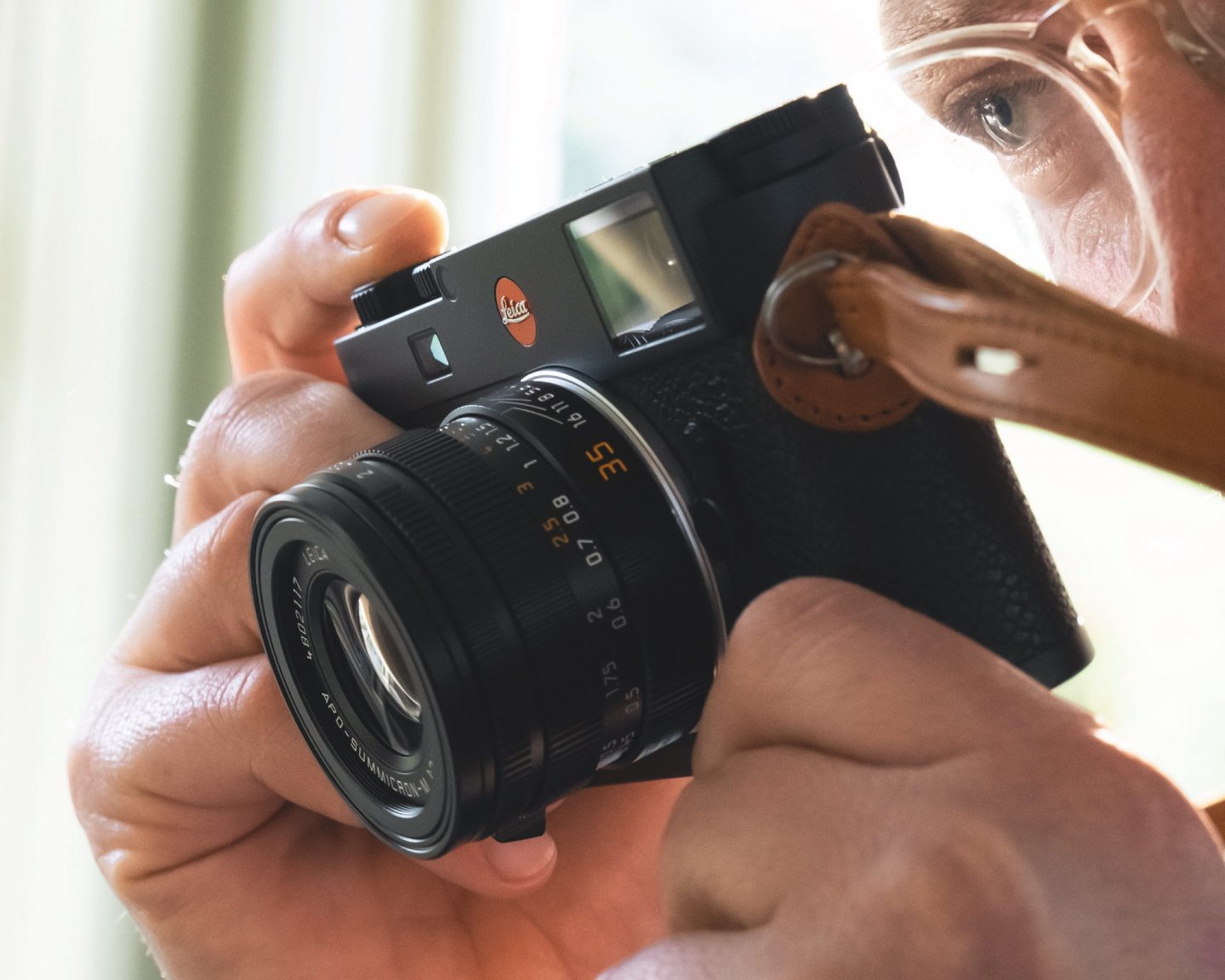 Leica 徠卡新款旁軸機「M11」亮相，6000 萬像素、定價 NT$ 27.5 萬元
