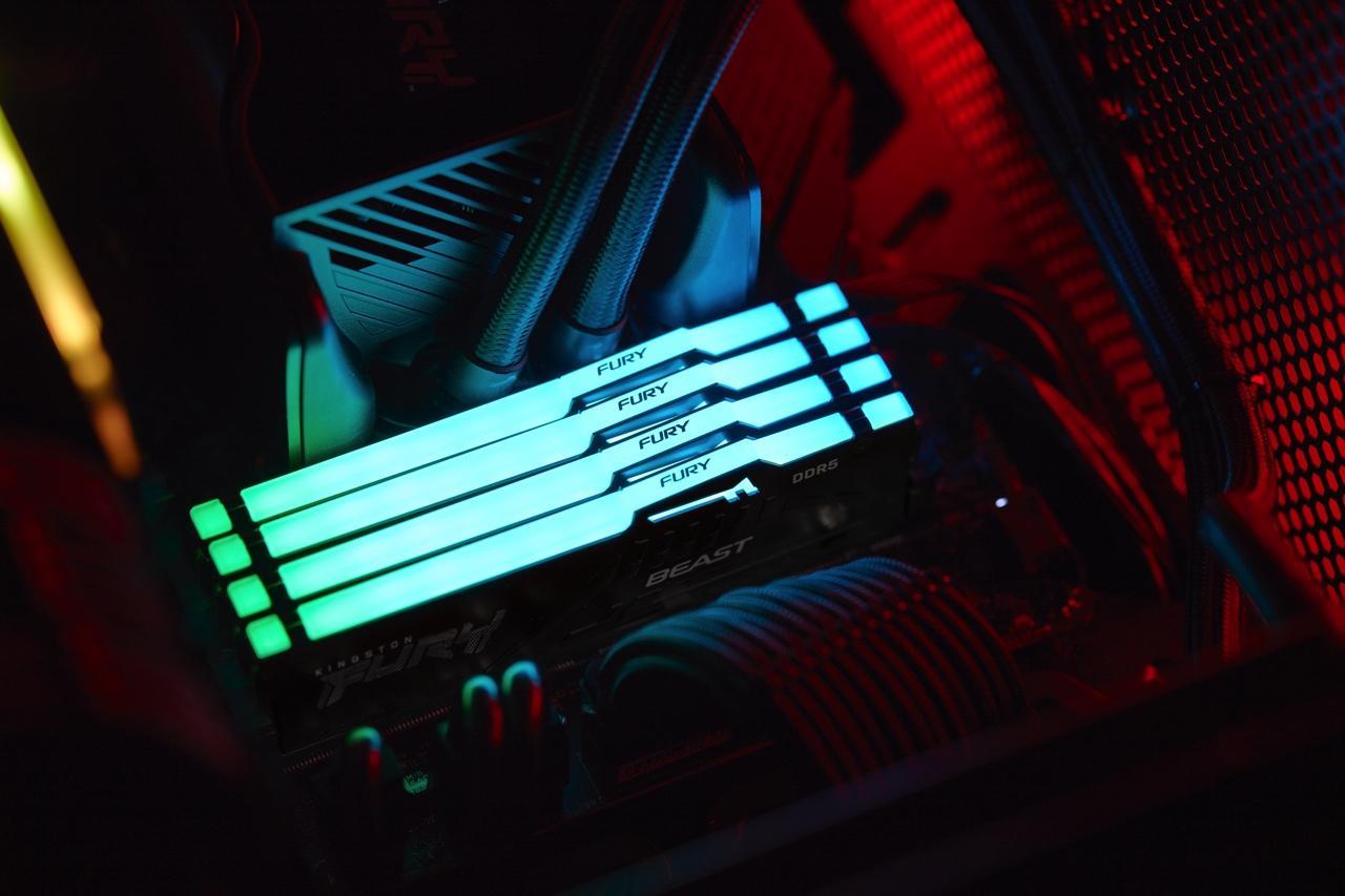 Kingston 推出 FURYTM Beast DDR5 RGB 電競用記憶體，搭載新款散熱片及可自訂RGB炫彩燈效