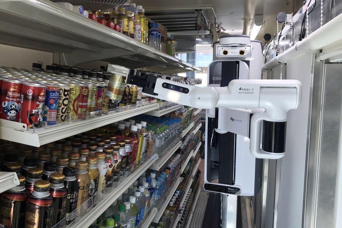 日本 Family Mart 全家便利商店，將使用機器人取代人類來自動補貨