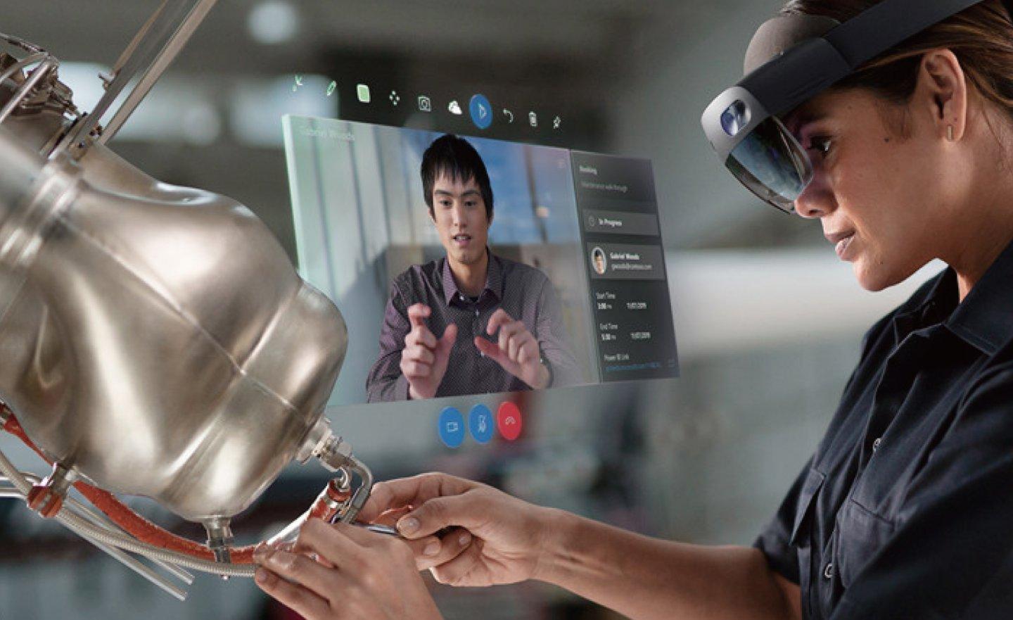 Microsoft 微軟裁員精簡 HoloLens 頭戴裝置開發團隊，並將關閉 AltspaceVR 虛擬實境社群平台