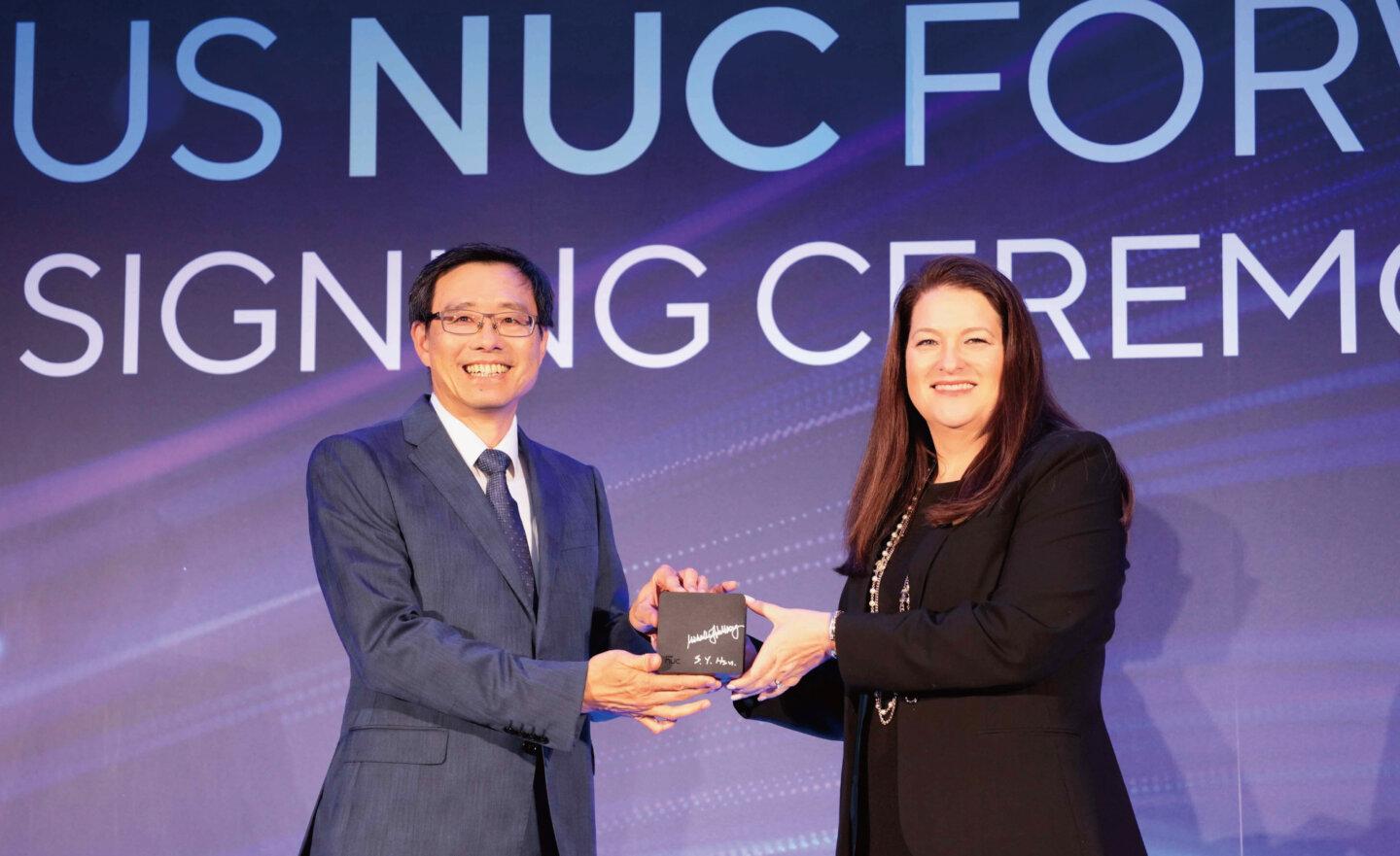 ASUS 華碩與英特爾合作，將承接第 10 ~ 13 代 Intel NUC 產品線