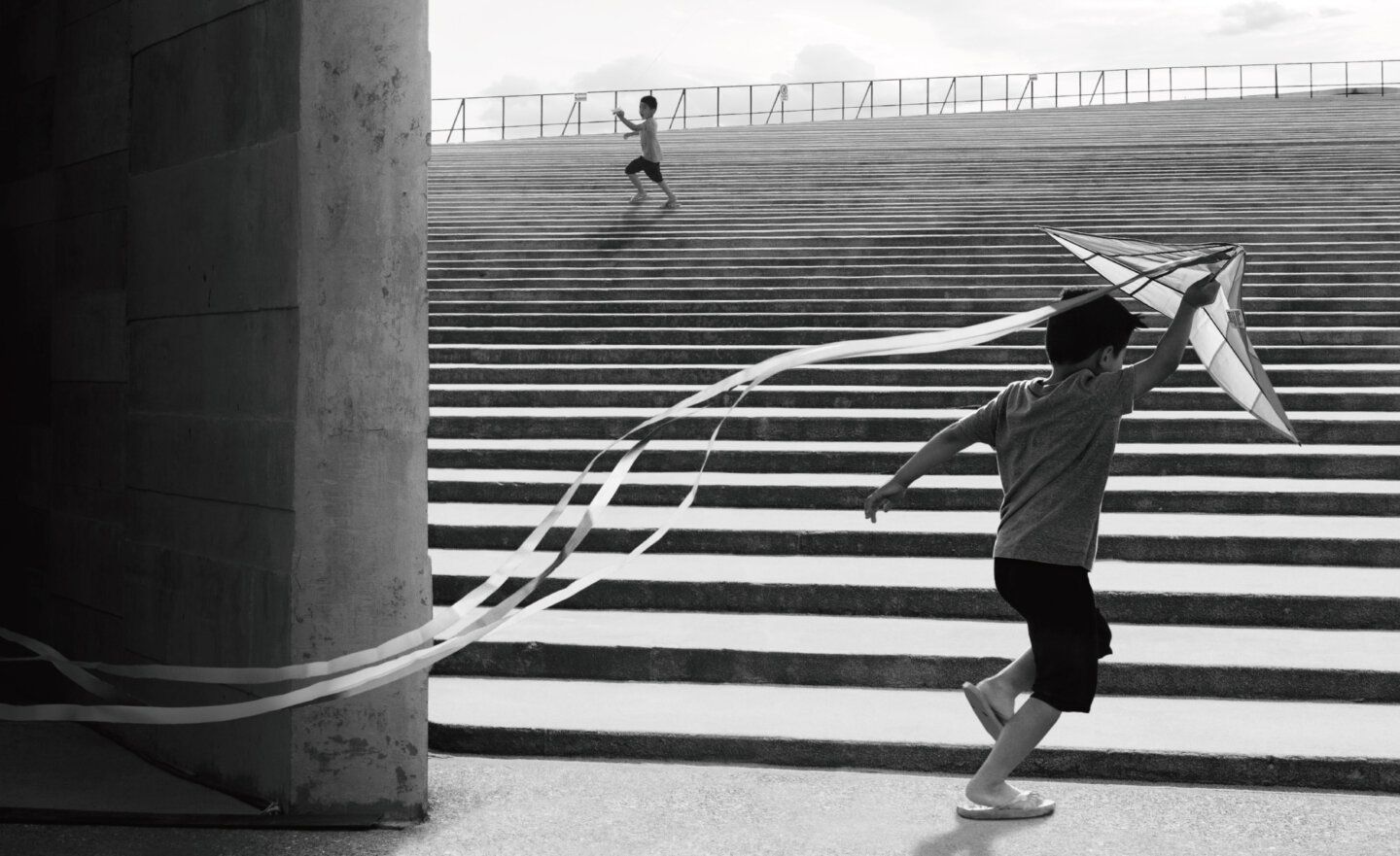 GCCA 攝影比賽揭曉，「小男孩在水泥樓梯放風箏照片」獲獎